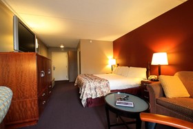 Fireside Inn & Suites