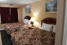 Highlander Motor Inn
