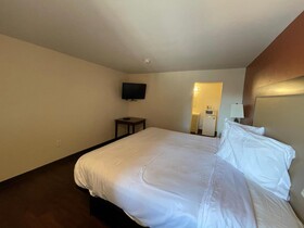 Tourist Inn