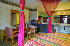 Sunflower Inn