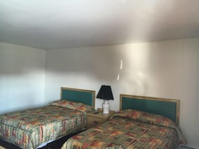 Oceanic Inn