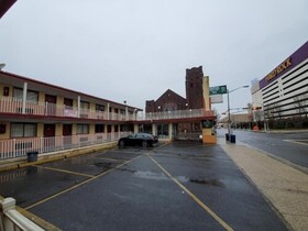 Atlantic Motor Inn