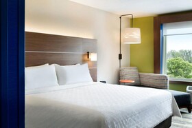 Holiday Inn Express & Suites Atlantic City W Pleasantville