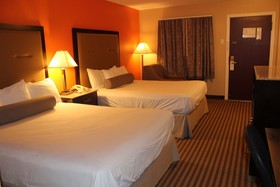 Travelodge by Wyndham Bellmawr