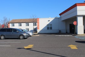 Travelodge by Wyndham Bellmawr