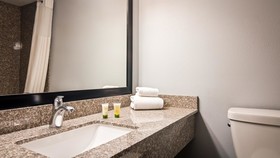 Travelodge by Wyndham Bellmawr