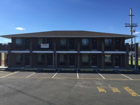 Brick Motor Inn