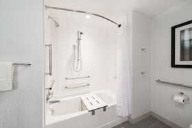 Hampton Inn & Suites Bridgewater