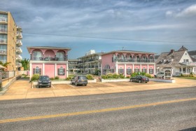 Periwinkle Inn