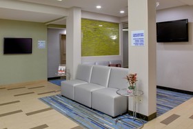 Holiday Inn Express Meadowlands Area