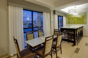 Holiday Inn Express Meadowlands Area