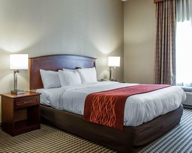 Comfort Inn & Suites