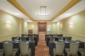 DoubleTree by Hilton Cherry Hill Philadelphia