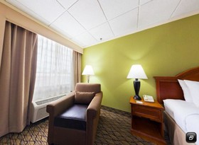 Holiday Inn Clark - Newark Area