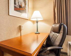 SureStay Plus Hotel by Best Western McGuire AFB Jackson