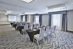Homewood Suites by Hilton Newark-Cranford