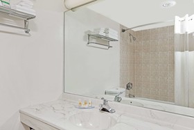 Best Western Rutgers University Hotel