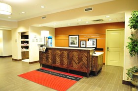 Hampton Inn & Suites Robbinsville