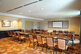 Hampton Inn & Suites Robbinsville