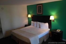 Crystal Inn