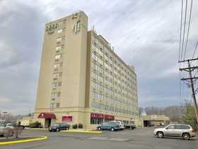 E Hotel Banquet & Conference Center