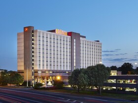 Hilton Newark Airport
