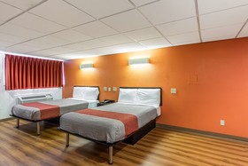 Motel 6 Elizabeth - Newark Liberty International Airport