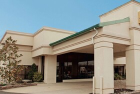 Ramada by Wyndham Fairfield NJ