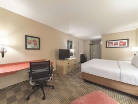 Ramada by Wyndham Fairfield NJ