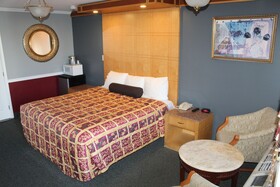 Liberty Inn