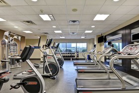 Hampton Inn & Suites Newark Harrison Riverwalk