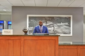 Hampton Inn & Suites Newark Harrison Riverwalk
