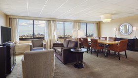 Hilton Hasbrouck Heights / Meadowlands