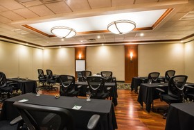 Holiday Inn Hasbrouck Heights - Meadowlands
