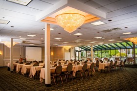 Holiday Inn Hasbrouck Heights - Meadowlands