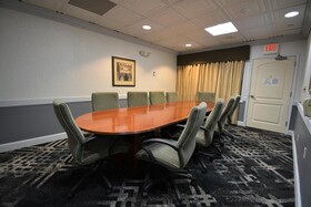 Holiday Inn Hazlet