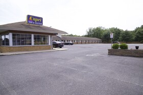 Capri Inn and Suites