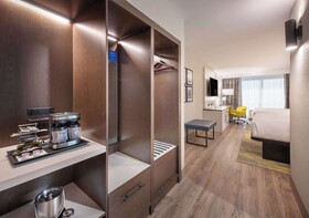DoubleTree by Hilton Monroe Township Cranbury