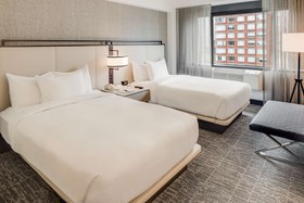 DoubleTree by Hilton Hotel & Suites Jersey City