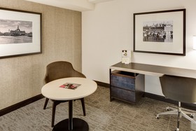 DoubleTree by Hilton Hotel & Suites Jersey City