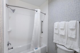 Holiday Inn Express & Suites Jersey City North - Hoboken