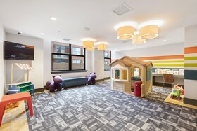 Pelicanstay Near Holland Tunnel