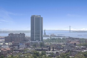 Pelicanstay Near Holland Tunnel