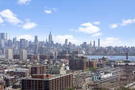 Pelicanstay Near Holland Tunnel