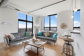 Pelicanstay Near Holland Tunnel