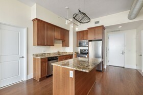 Pelicanstay Near Holland Tunnel