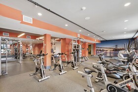 Pelicanstay Near Holland Tunnel