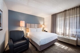 Sonesta Simply Suites Jersey City