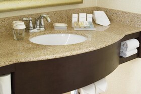 Hilton Garden Inn Lakewood