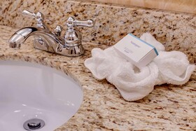 Hilton Garden Inn Lakewood